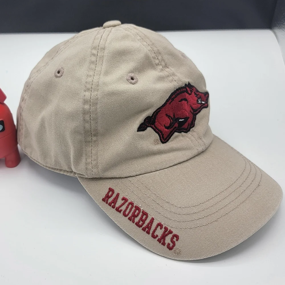 Russell Brand Razorbacks Cap - Picture 6 of 7